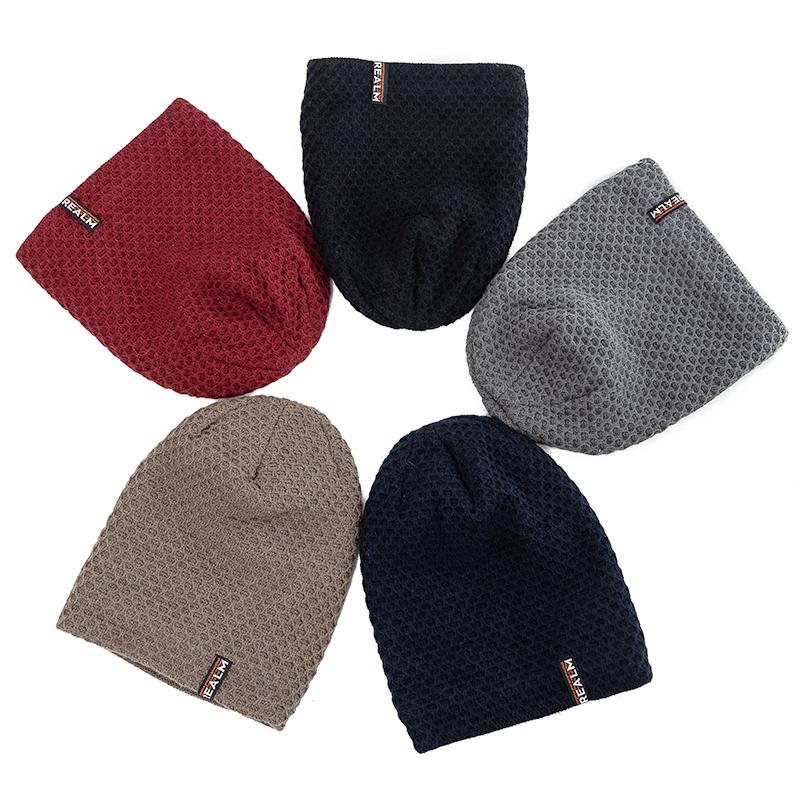 New Unisex Winter Hats For Men & Women Warm Ski Beanie Hat Letter Label Decor Thermal Lined Knitted Hat