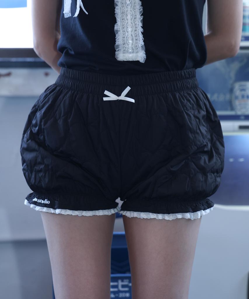 Keulleosseutyudio Lace Pumpkin Shorts - Basic