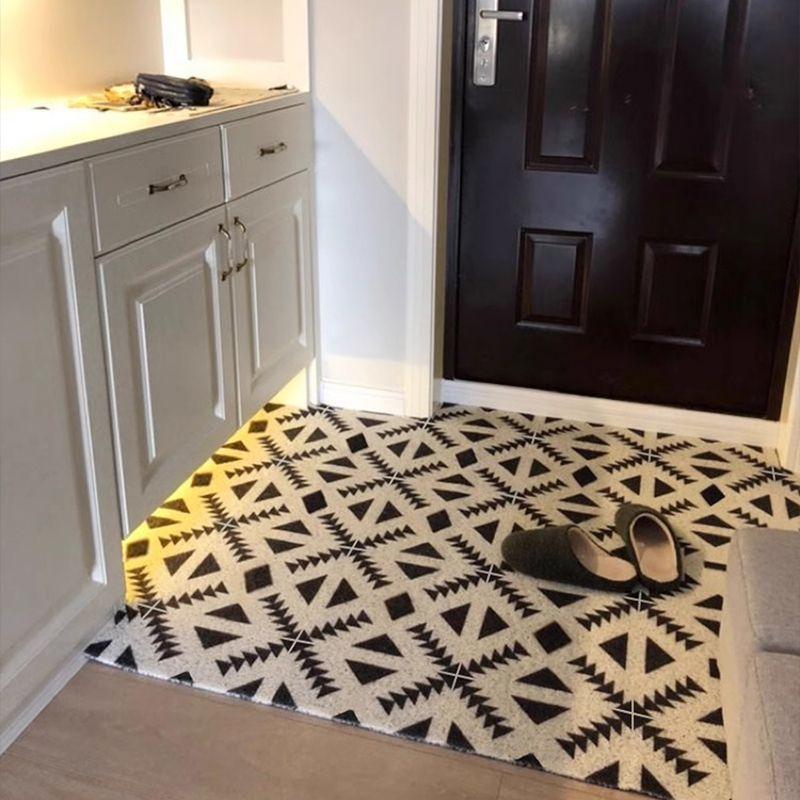 Die Eingangsmatte kann mit einer PVC-Haushaltsfußmatte gereinigt werden.. Die Eingangsfußmatte ist ein schmutzabweisender Cartoon-Teppich