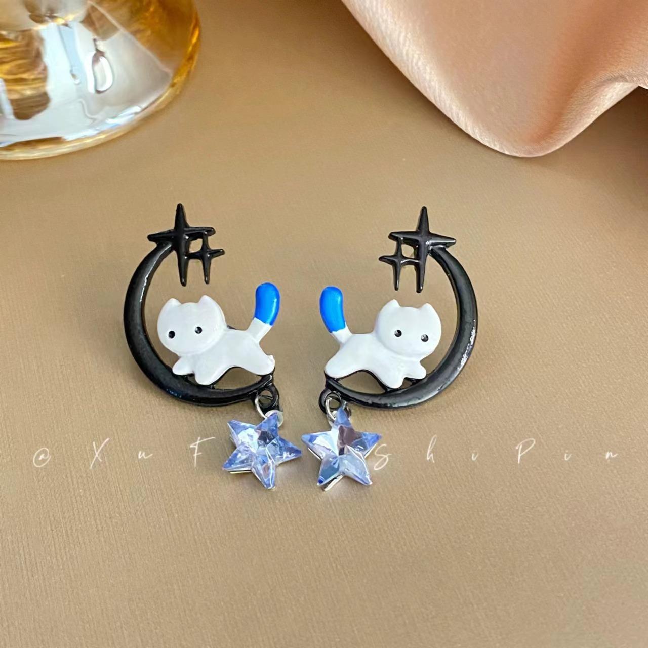 

Новые милые серьги-джокеры с четырьмя звездами и голубым котом, женские серьги-джокеры