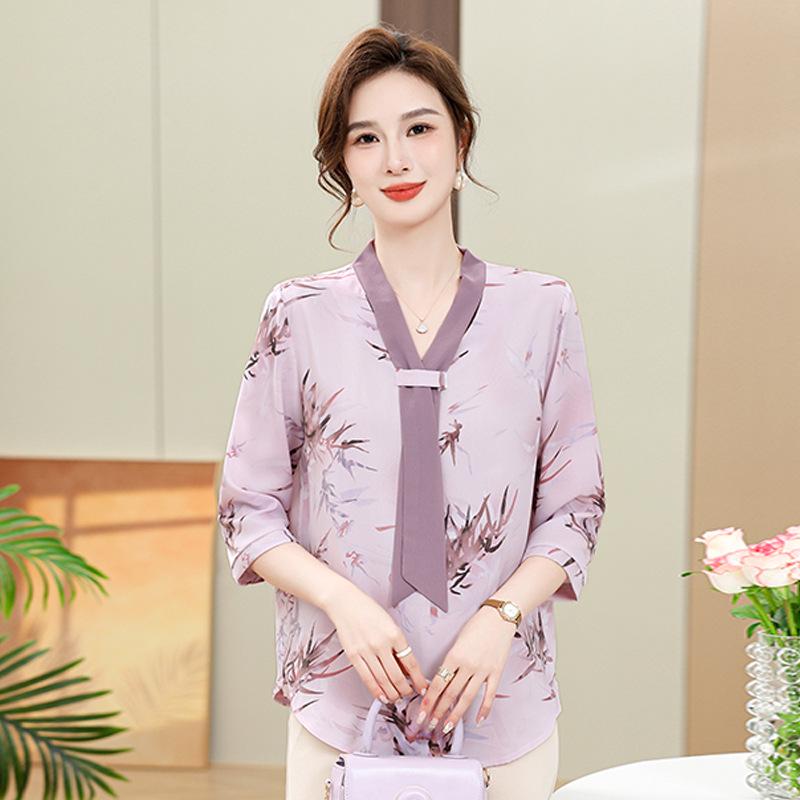 

Chic Chiffon Top for Middle-Aged Women, 2026 Spring/Summer, Elegant Seven-Sleeve Shirt 2XL (95-115 kg recommended) фіолетовий