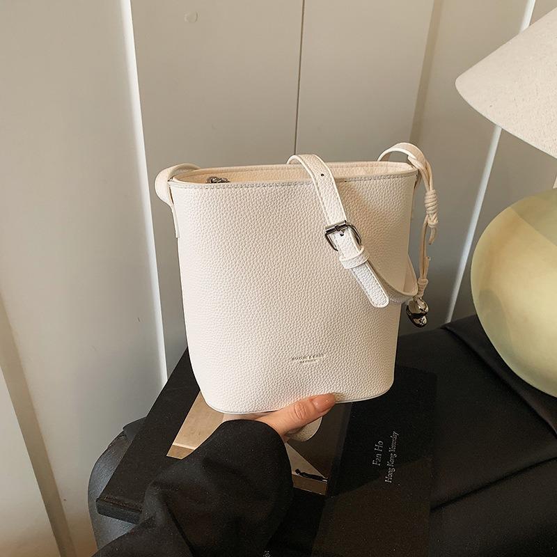 

Модная нишевая простая маленькая сумка женская новая универсальная на плечо, сумка-мессенджер, повседневная сумка-ведро белый