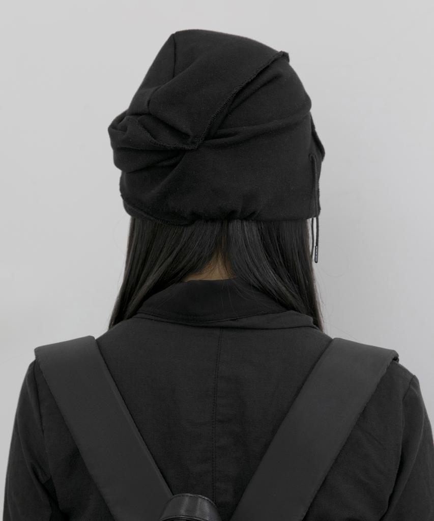 Peulleeoeob Soi Draped Cap (Fl-743_Black)