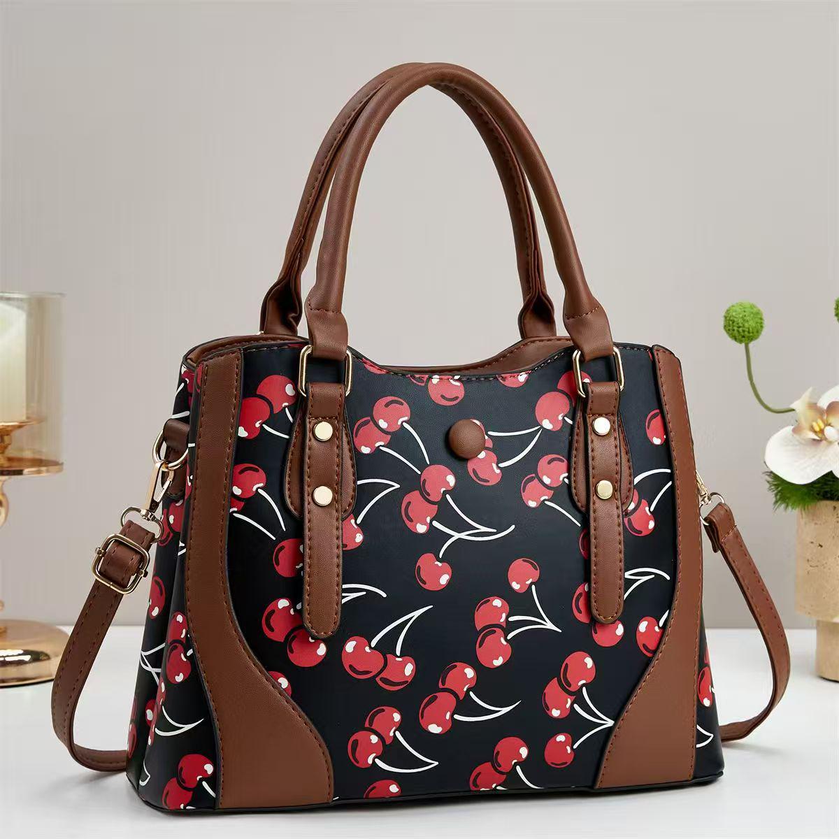 

Large Capacity Women s Crossbody Shoulder Bag for All Seasons - New Korean Style 32x13x24 cm чорний