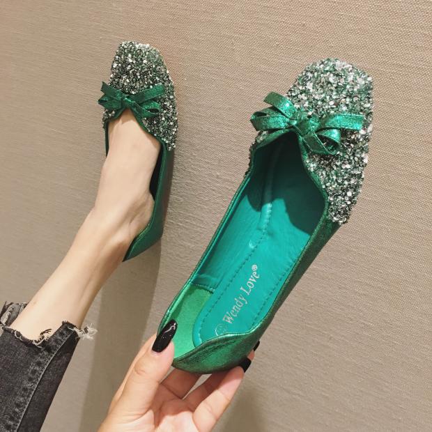 

Модные хрустальные блестящие балетки женские весенне-осенние милые с бантом свадебные туфли блестящие расшитые пайетками мокасины женские балетки большого размера 8.5 зелёный