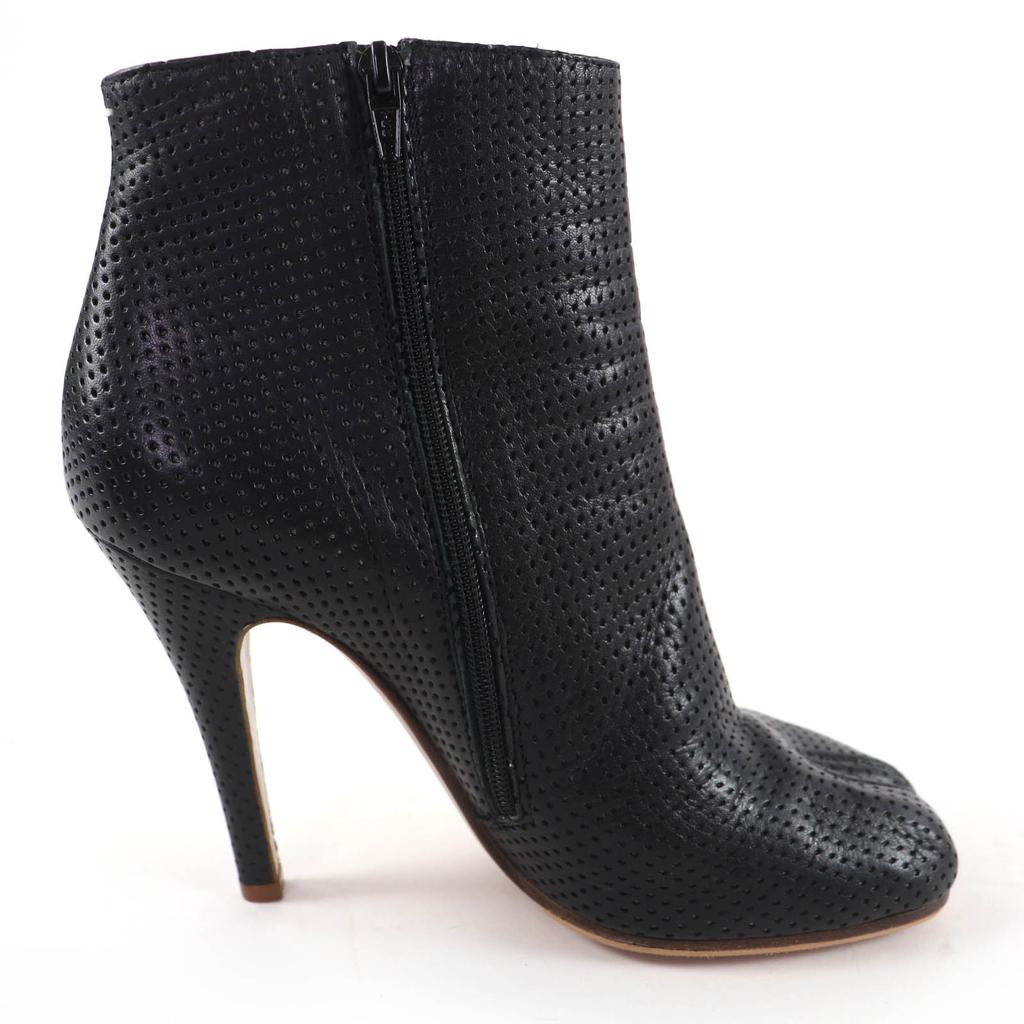Ausgezeichnete Maison Margiela 22 Stiefeletten Tabi Perforiertes Leder Kurze Stiefel 37 Gebraucht