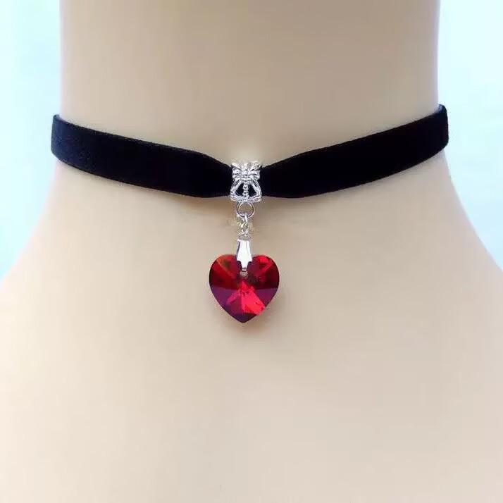 Retro Red Velvet Choker Necklace with Christmas Pendant and Sweet Love Charm