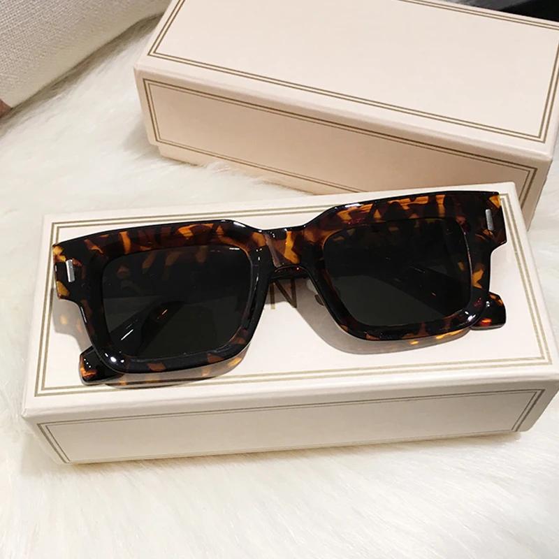 Brand Designer Square Sunglasses Women Men Ocean Color Shades Sun Glasses Female Fashion Rectangle Rivet