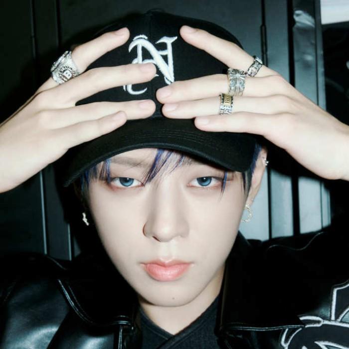 

NOWZ - [PLAY BALL] 3rd Single Album JEWEL JINHYUK