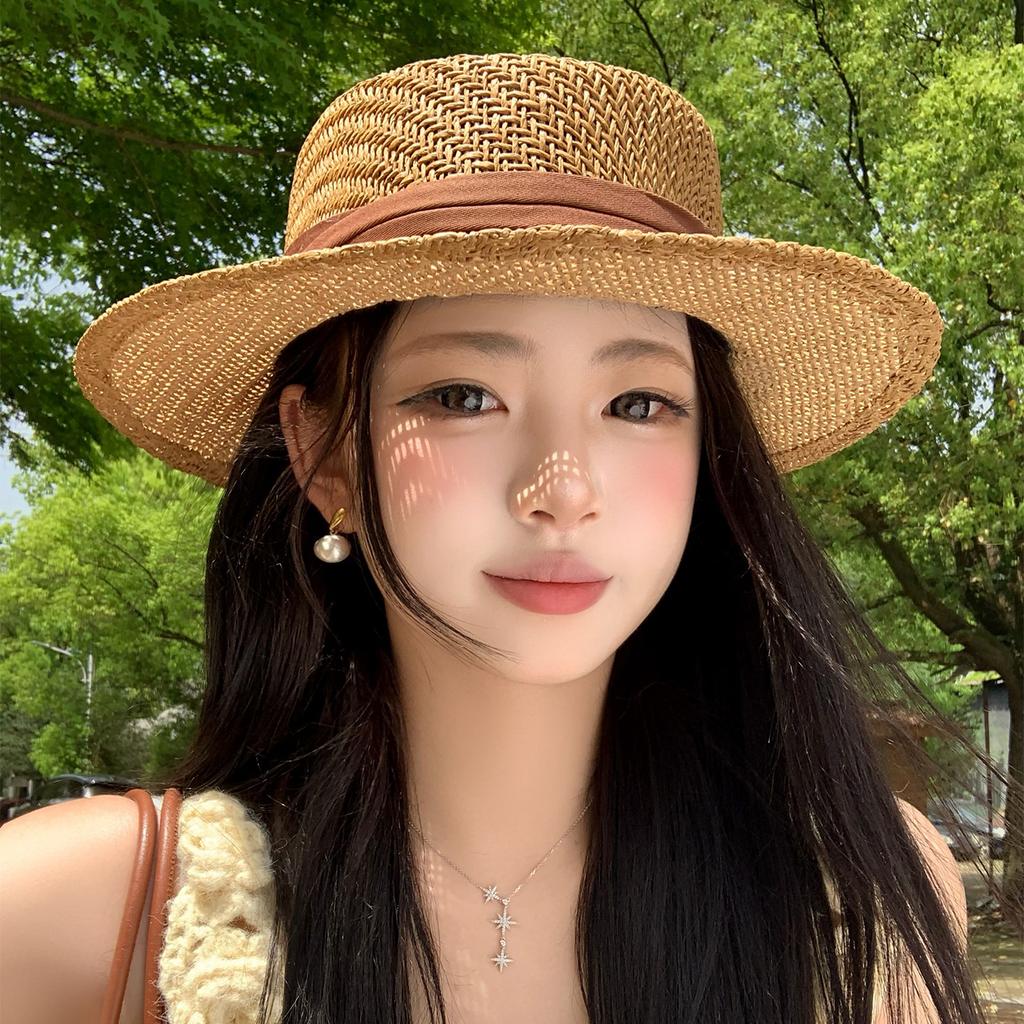 Old Money Wind Hollow Woven Flat Top Straw Hat Women's Summer Seaside Vacation Wind French Retro Top Hat Sunscreen Visor Hat