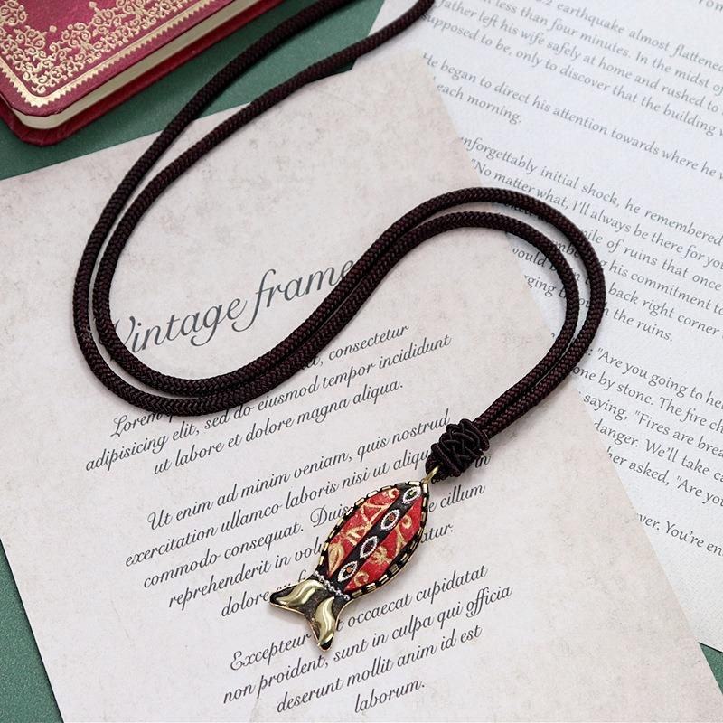 

Нишевый дизайн Непальская медная рыба Тибетское ожерелье ручной работы мужское и женское ретро темперамент простой набор серег