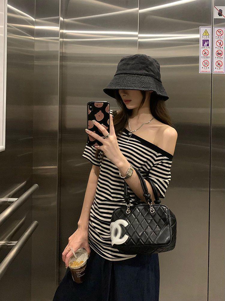 Women's 2025 Slimming Striped Off-Shoulder T-shirt - Short Sleeves