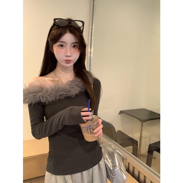 Sultry Autumn Off-the-Shoulder Fur Collar Top with Long Sleeves Minimum Order 500 pieces серый