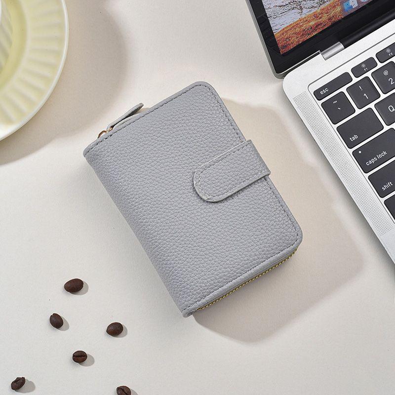 

Men s Multifunctional Leather Card Holder & Driver s License Wallet