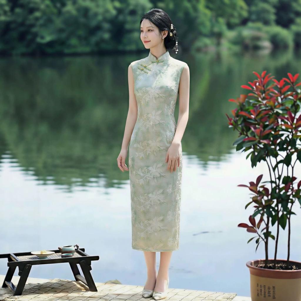 Green new Chinese jacquard cheongsam 1011 new improved young simple and elegant retro daily dress women's spring and summer