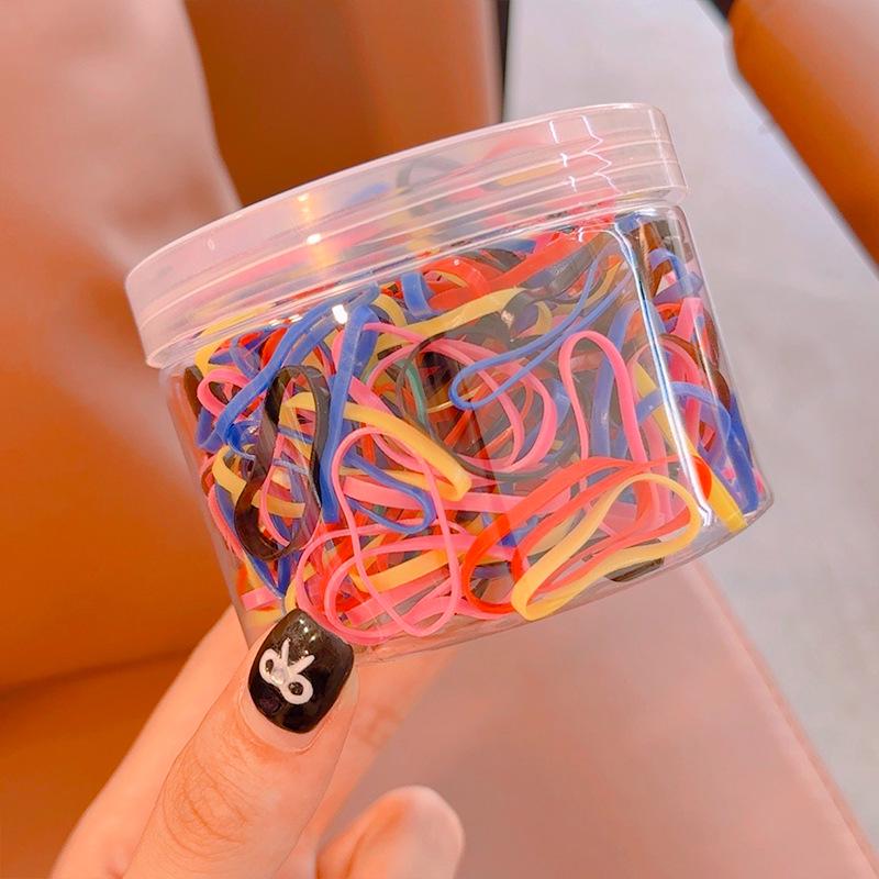 Jarred Rubber Hair Bands: No-Damage, Strong, and Unbreakable Hair Ties