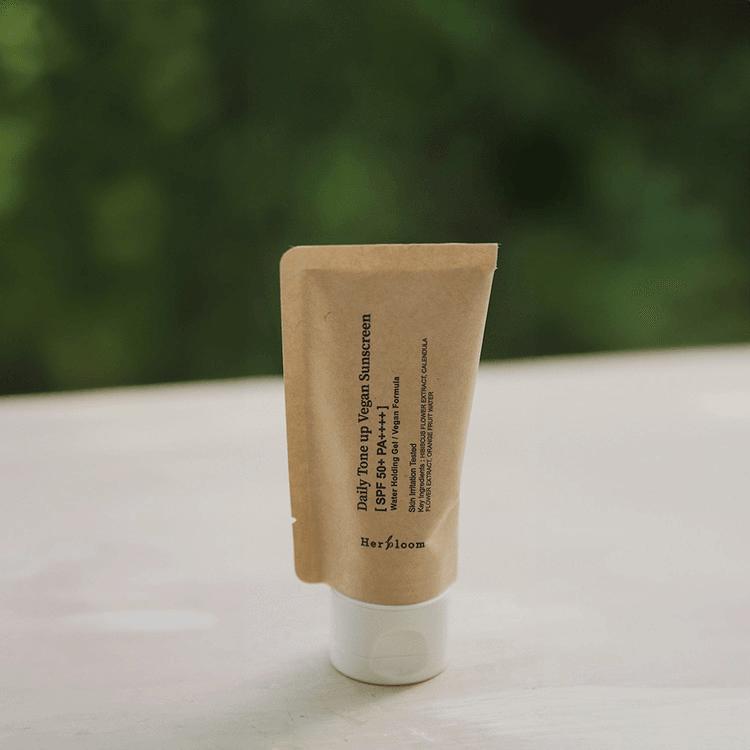 Herbloom קרם הגנה יומי וגאנ טון טבעוני SPF 50+ PA++++ 50 מ"ל