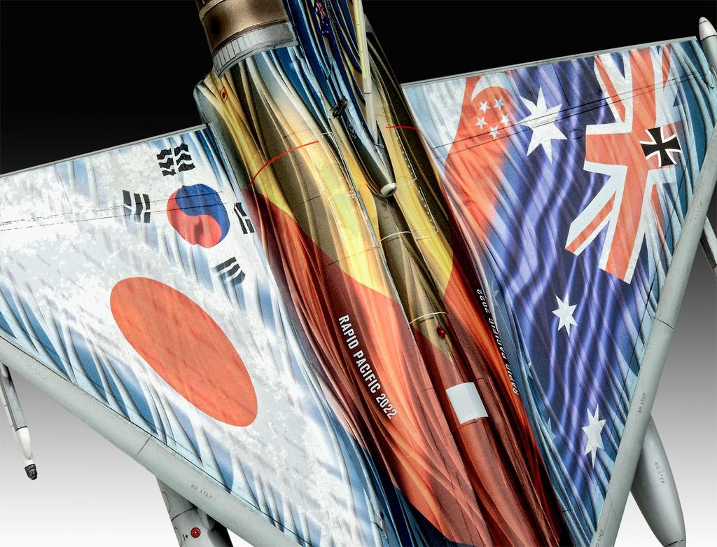 German Revell German Eurofighter Pacific Exclusive Edition Gift Set 05649 1/72