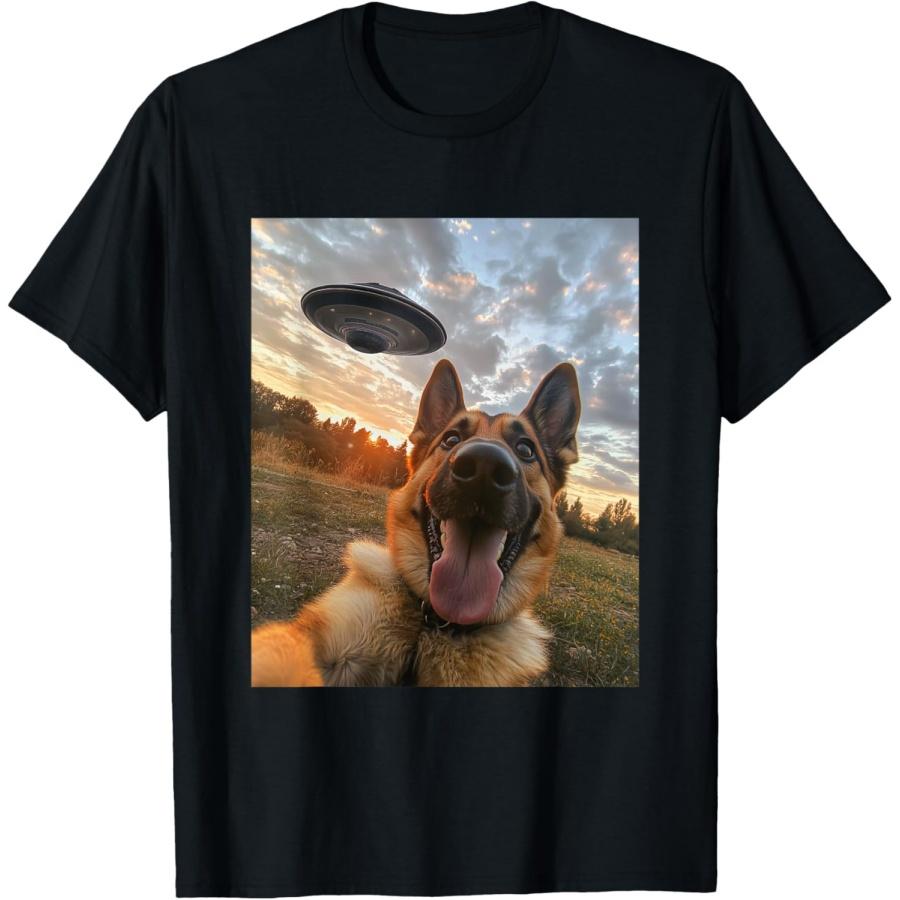 

German Shepherd Dog Selfie with UFOs Aliens Funny Graphic T-Shirt XXXXXL чорний