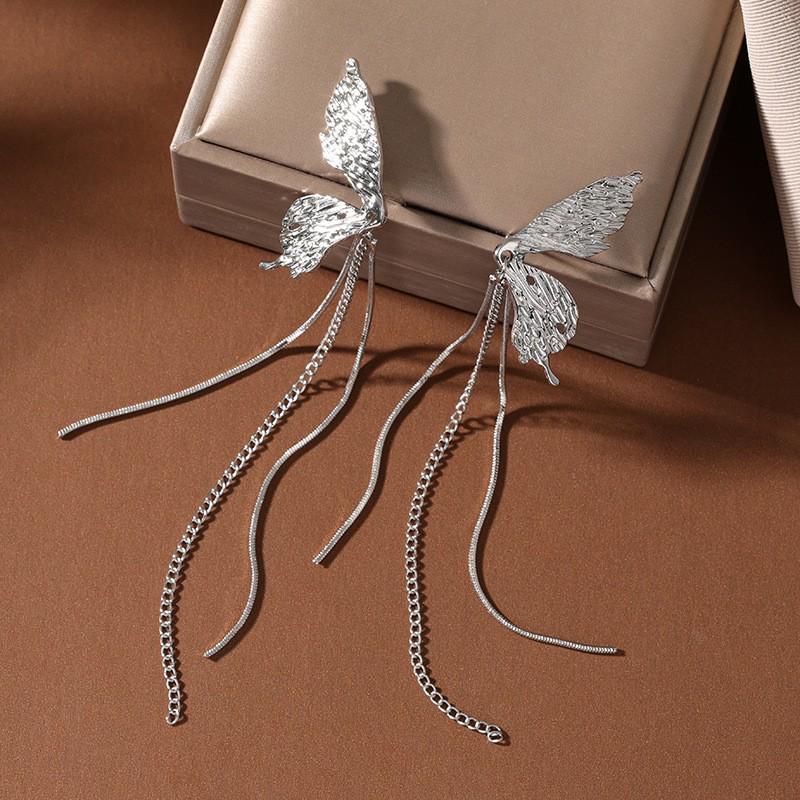 Silver Needle Crystal Butterfly Tassel Earrings with Pearls - Elegant, Nature-Inspired Jewelry for Women.