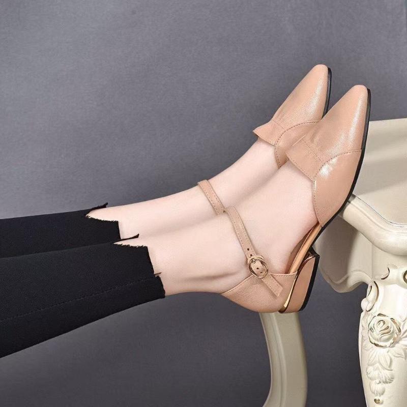 

Hollow sandals summer new pleated ruffle edge pointed head with thick heel medium heel women s sandals 41