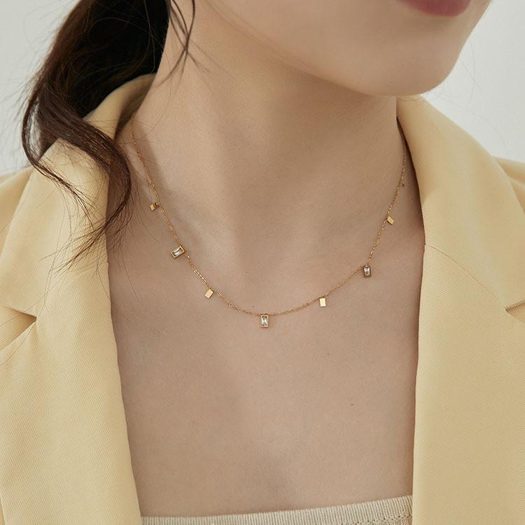 Chic Titanium Steel Waterdrop Necklace With Stunning Geometric Design For Women