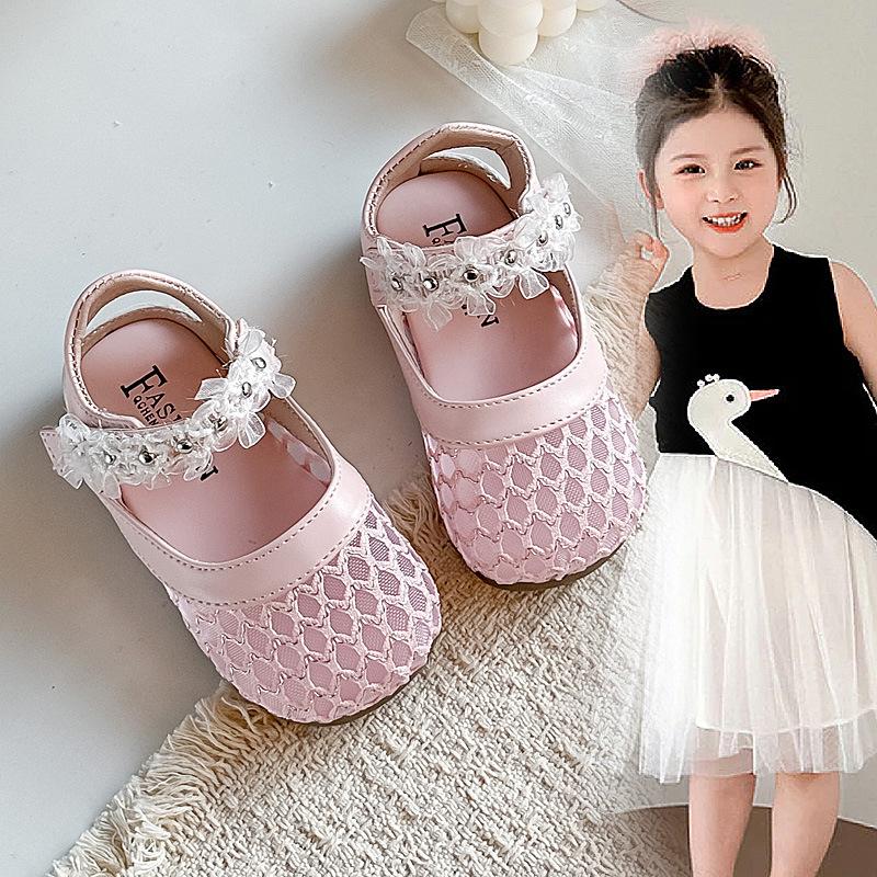 Children's Hollow Woven Sandals2026Spring and summer cute lace flower princess sandals for toddlers, beach shoes