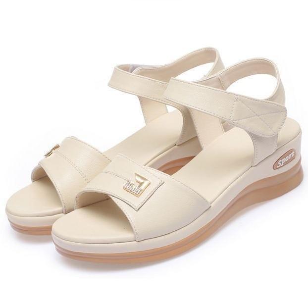 New sandals women's shoes leather soft sole fashion versatile casual and comfortable outer wear women's sandals