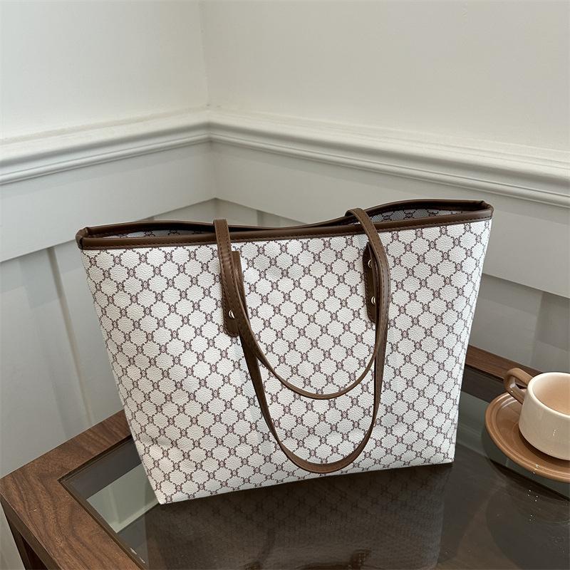 

Premium sense versatile hand bag women s new trendy shoulder bag large capacity tote bag белый