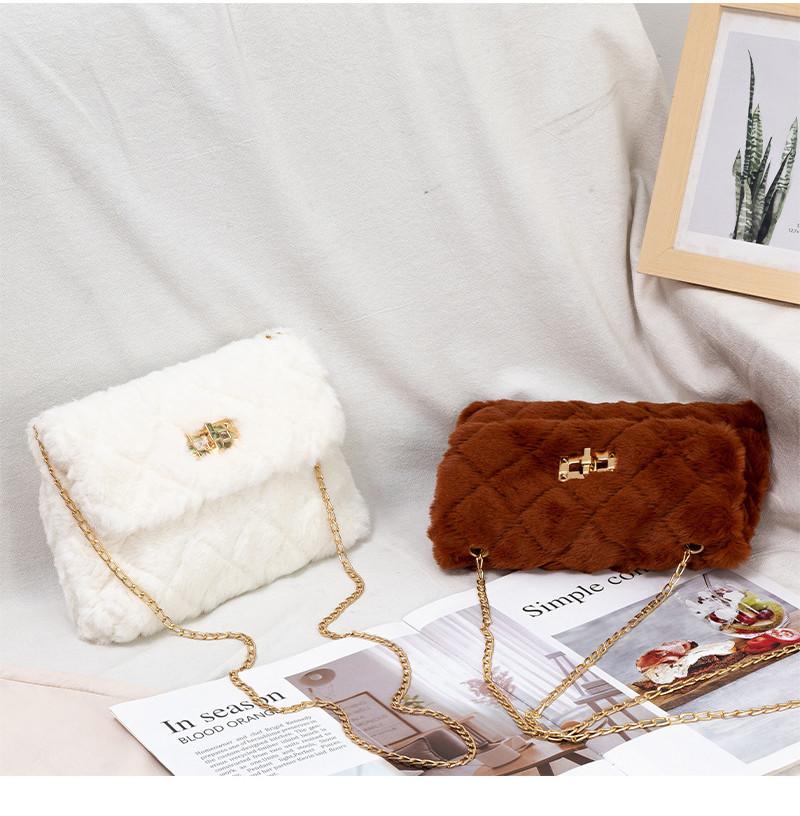 2022 Ladies Bag Sweet Style Plush Small Square Bag Wholesale Lipstick Bag Phone Bag