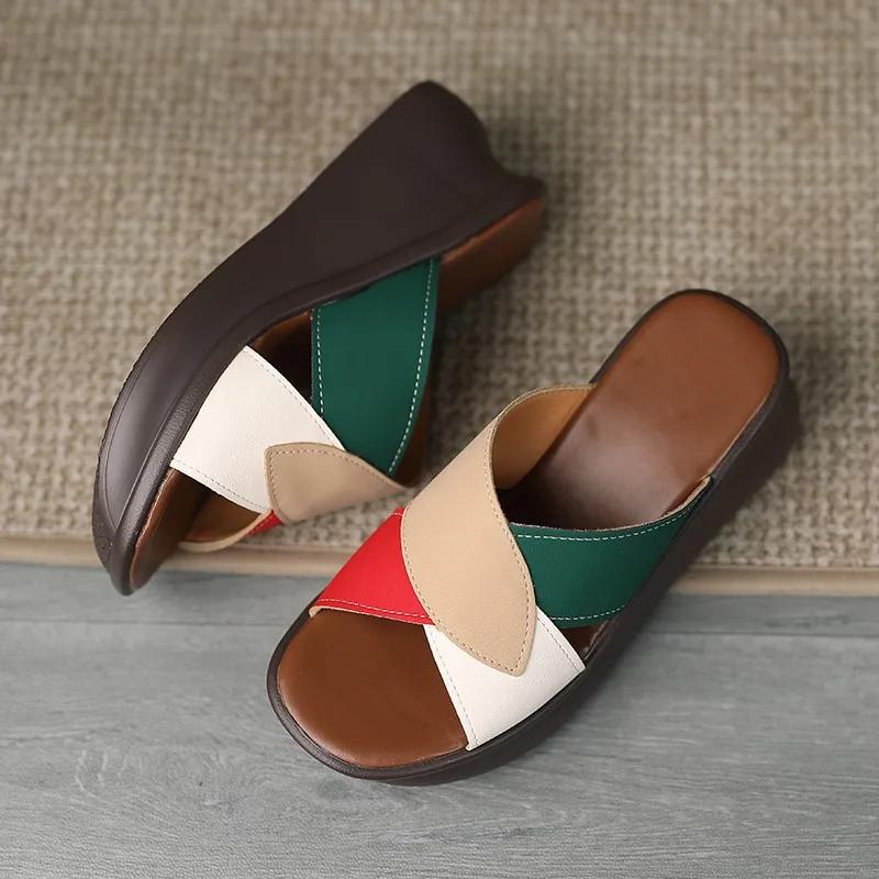 Fashion Slippers Women Leather Shoes Wedges Open Toe Casual Anti Slippery Slides Fashion Outside Beach Leaf Shaped Sandals