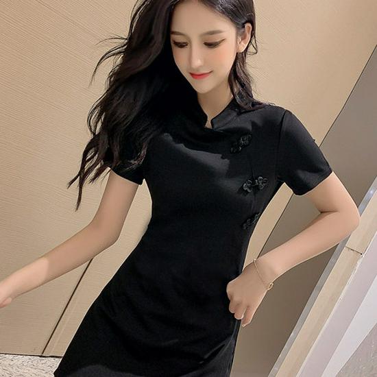 Chic Summer Qipao: Slimming Black Floral Dress Set for Women