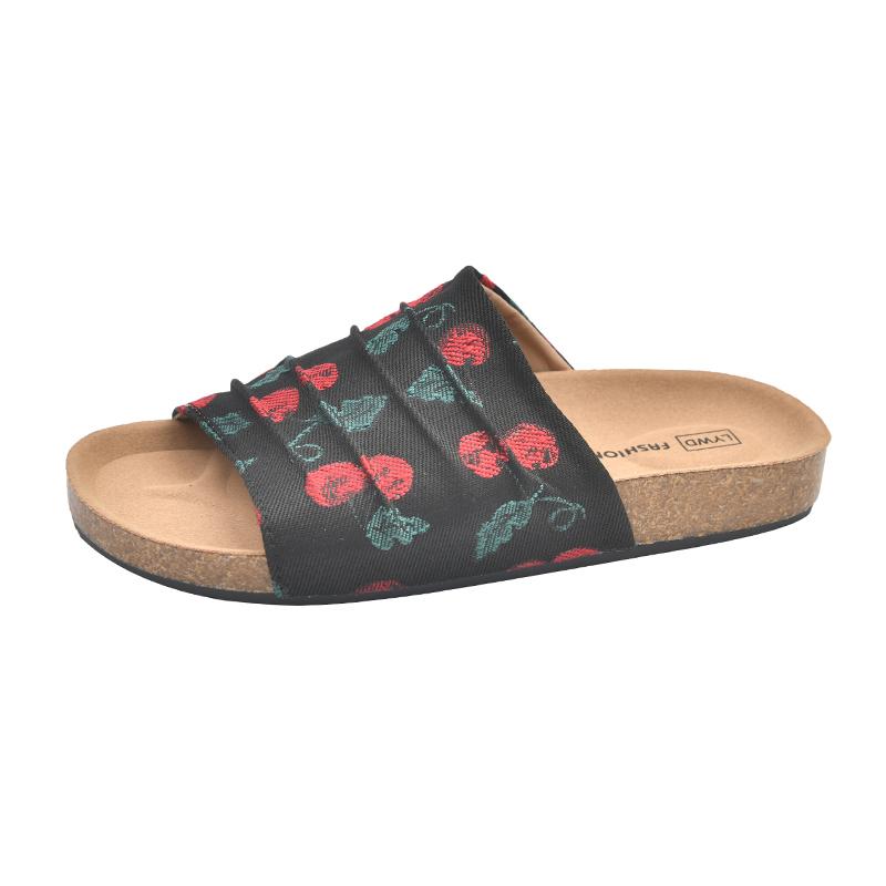 Fashion 2025 Summer Thick Heel Sandals Women's Flip Flops Beachside Slippers Soft Bottom Platform Clogs Trendy Sensation Sole Shoes