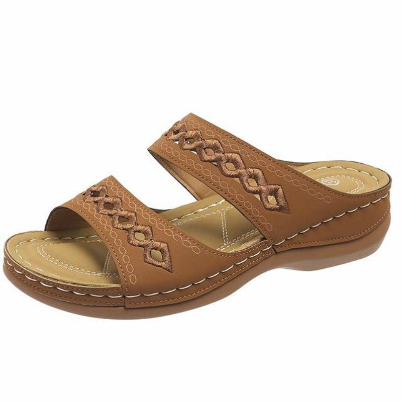 Fashion Comfortable Wedge Slippers for Women Summer 2024 Hollow Out Platform Sandals Woman Plus Size Anti Slip Beach Sldies Flip Flops