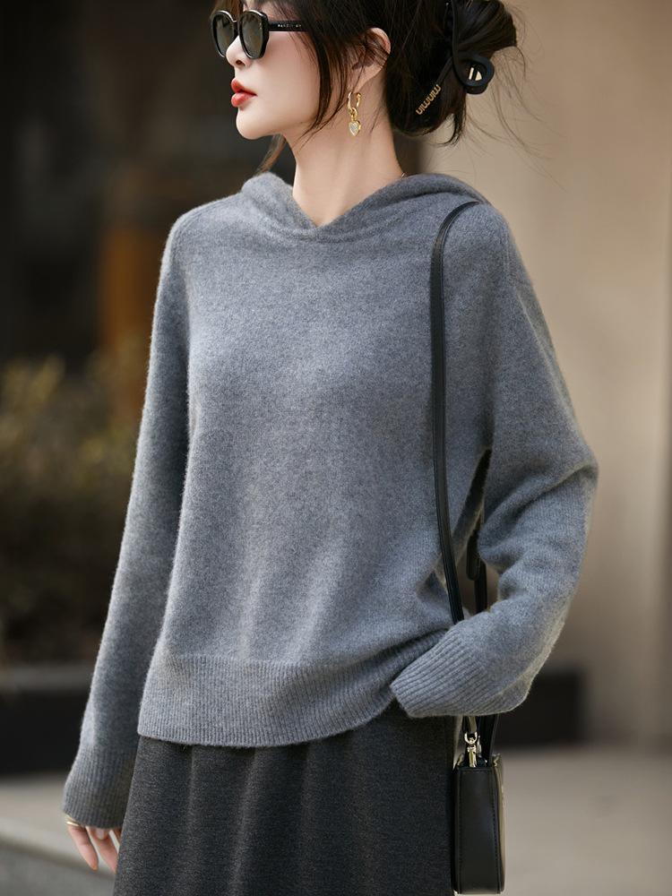 Cozy 100% Ultra-Fine Wool Hooded Drop Shoulder Sweater for Autumn and Winter