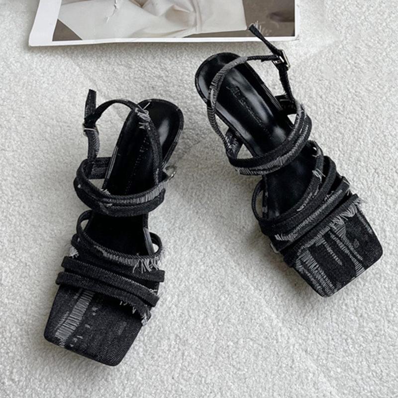 

Модные туфли на высоком каблуке в стиле ретро в ковбойском стиле 20243, новые модные простые нескользящие женские сандалии с квадратной головкой и кисточками, лето 39 чёрный