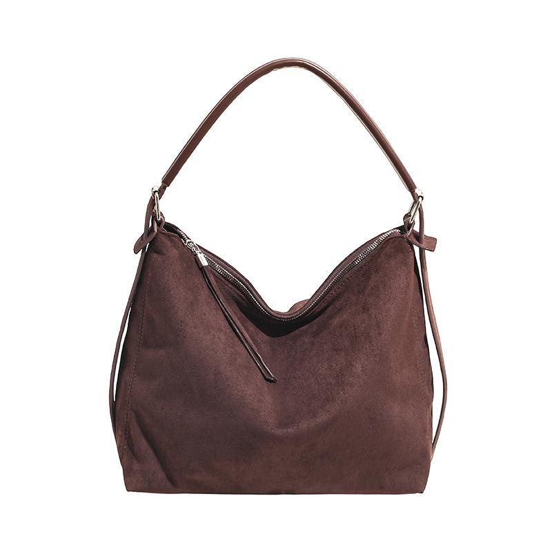 Retro bag women's large capacity 2025 new autumn and winter versatile simple shoulder bag popular commuter tote bag this year