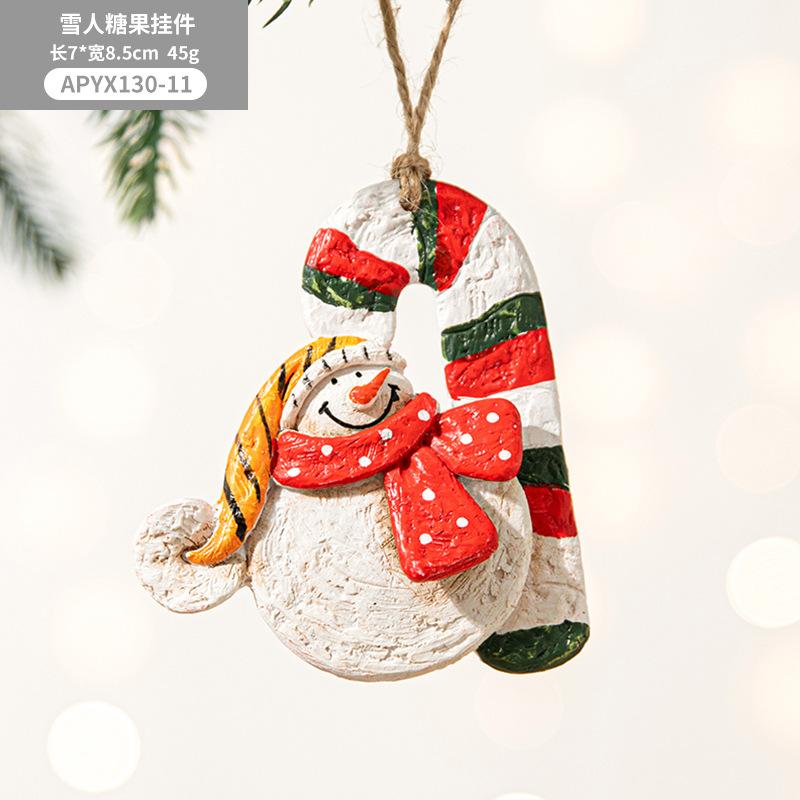 New Christmas Painted Resin Santa Claus Heart Pendant Retro Style Christmas Tree Imitation Ceramic Decoration navidad 2025