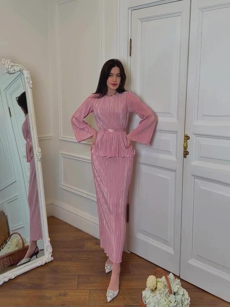 2024 European & American Style Pleated Skirt Suit: Lightweight, Fresh, Airy, Perfect for Summer Commuting