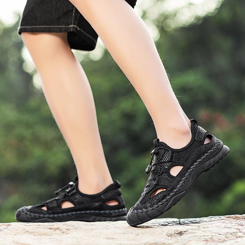 2025 Sandals Men's Shoes Summer Wear Hollow Non-slip Sports Bag Head Lightweight Soft Bottom Traceable River Beach Sandals