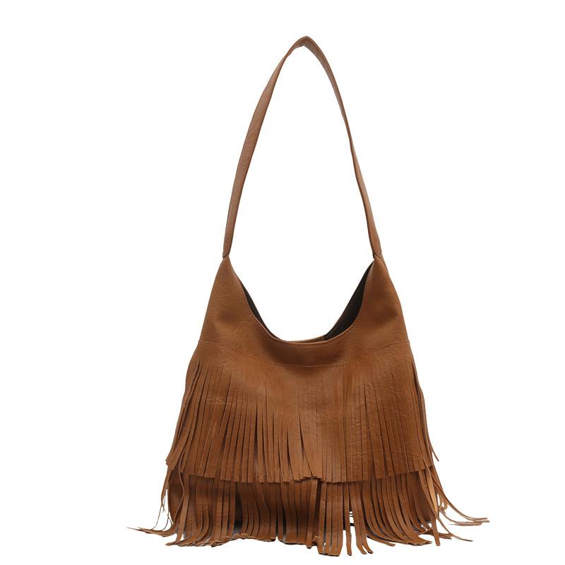 

Bag New Spring Tassel Shoulder Bag Large Capacity Commuter Retro Underarm Tote Bag коричневий