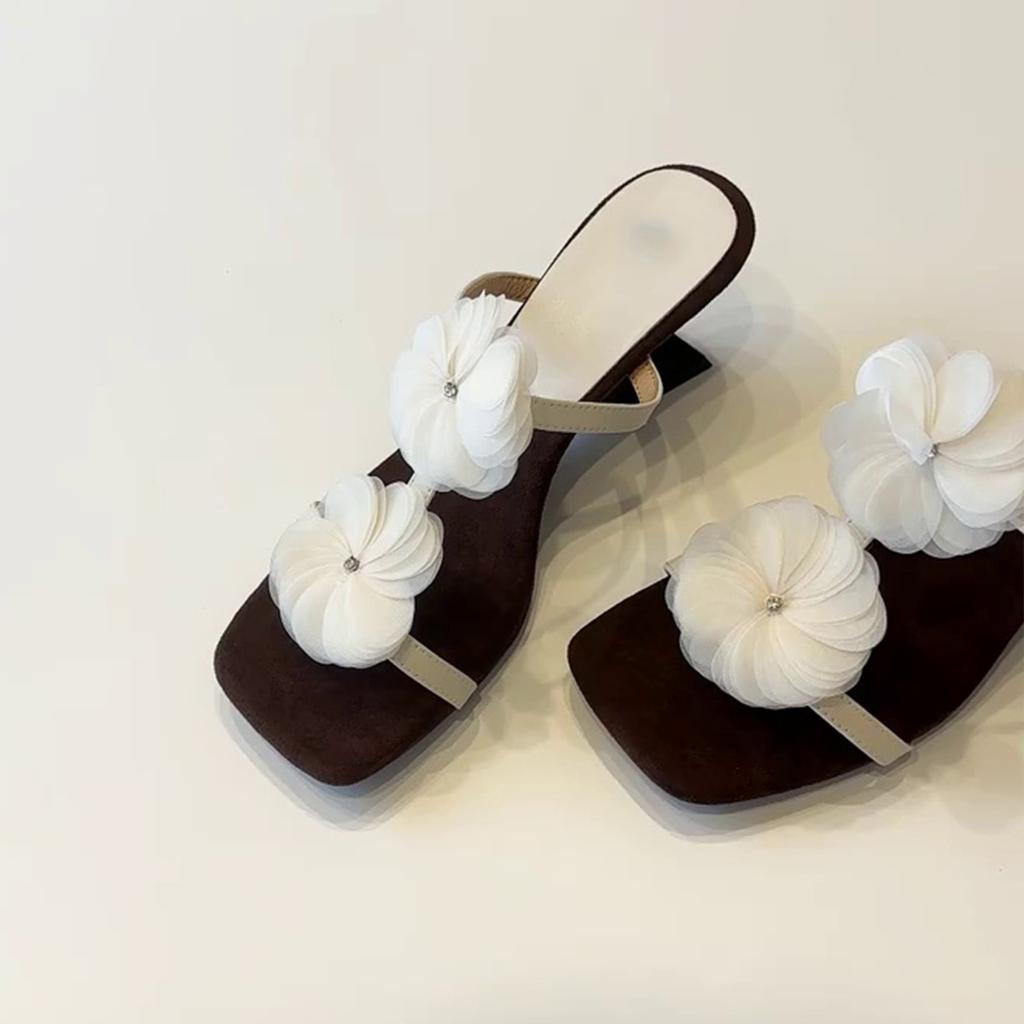 Luo Fansen~ Design di nicchia Sandali con zeppa francese a fiore quadrati con plateau da donna per l'estate