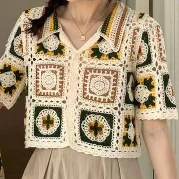 Retro Crochet Short-sleeved Shirt Female Summer Design Sense Niche Foreign Unique Chic Small Shirt Short Paragraph Tops Casual Slim Fit Pullovers Tees