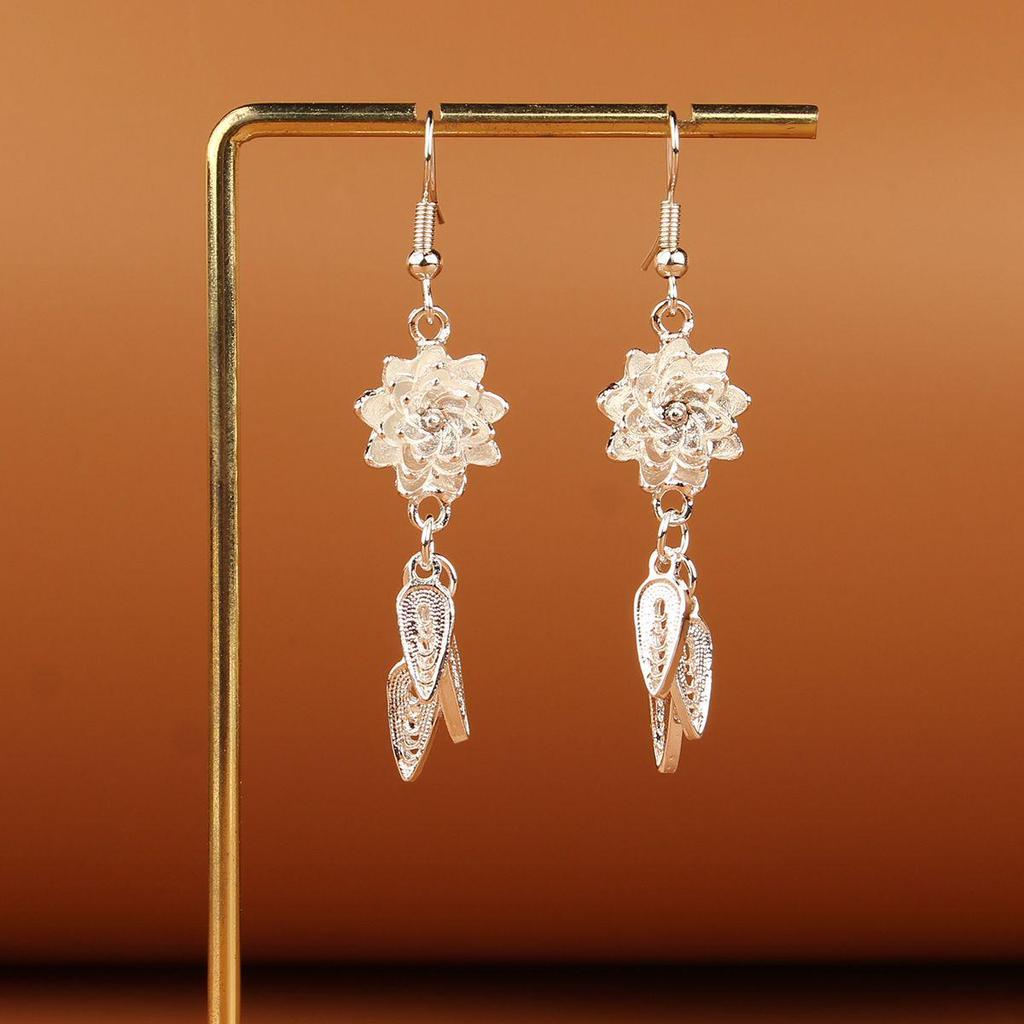 Retro Miao Silver Tassel Earrings: Ethnic Yunnan Long Dangle Women's Jewelry