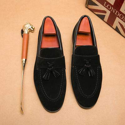 Frühling Neue Herren Quaste Spitz Weichsohle Gentleman's Bohnenschuhe Modische Herren Bequeme Wildleder Atmungsaktive Freizeit Slipper