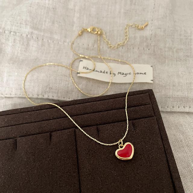 

Милые романтические красные эмалированные ожерелья с подвеской в ​​форме сердца для женщин, позолоченные тонкие цепочки в виде змеи, оптовая продажа 2024