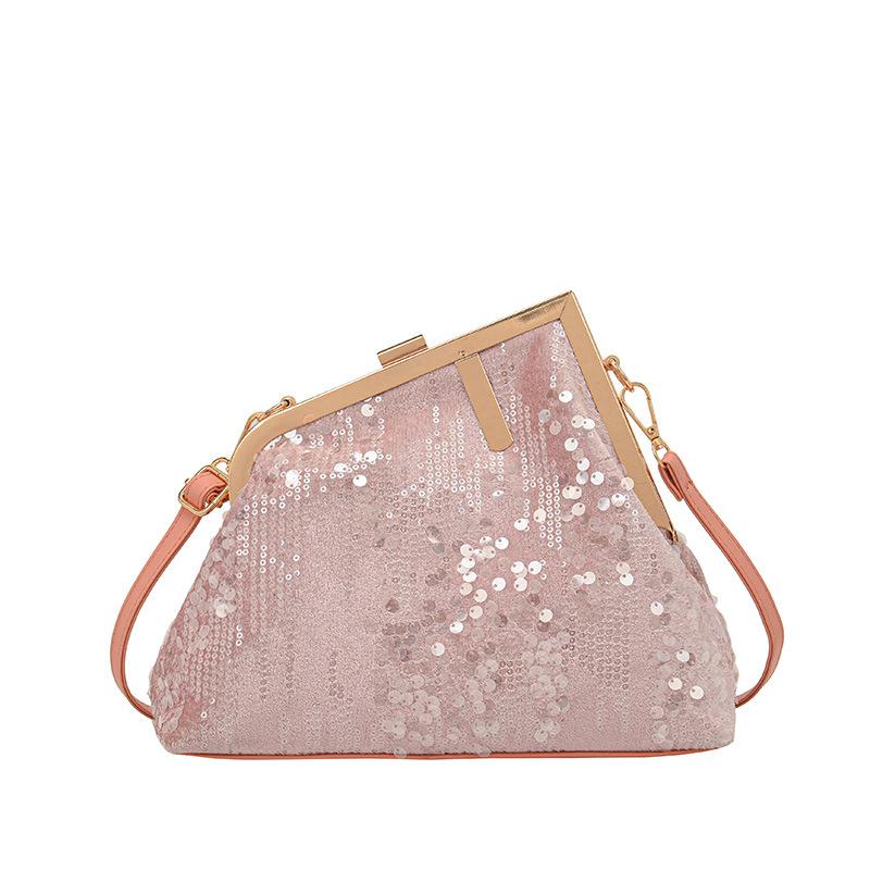 Women's bag new 2025 European and American fashion sequins retro shoulder bag ins Internet celebrity fringed messenger dinner bag