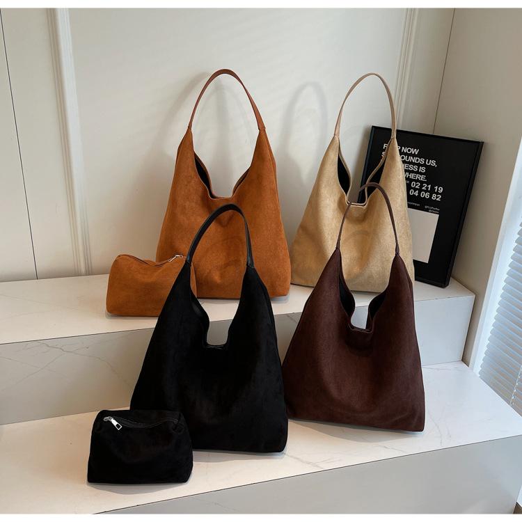 Damen-Schultertasche mit großer Kapazität, Wildledertasche