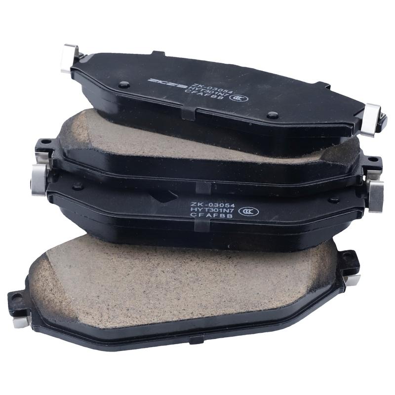 Front Brake Pad Set For Mercedes-Benz W205 C200 C300 C250 2015 C205 S205 W213 E200 E220d Spare Parts Ceramics A0084203820