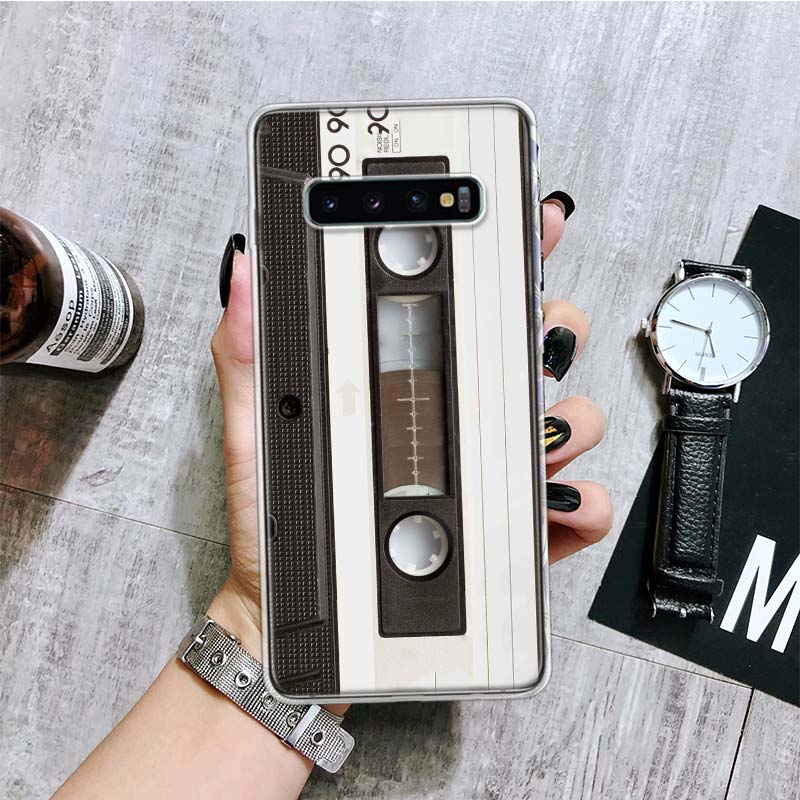 Vintage Magnetic Tape Cassette Phone Case For Samsung Galaxy S20 FE S10 Plus S21 S22 Ultra S10E S9 S8 S7 Edge J4 + Fundas Cover